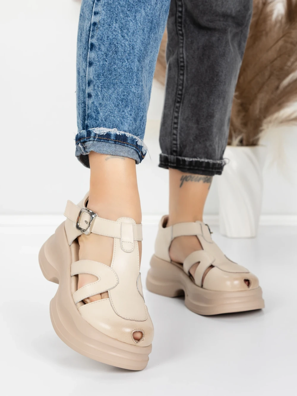 Sandale Dama cu Platforma 10668 Crem | Advancer 1 Sandale Dama cu Platforma 10668 Crem | Advancer