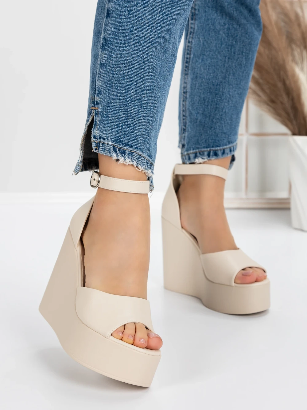 Sandale Dama cu Platforma 5SY13 Bej | Mei 1 Sandale Dama cu Platforma 5SY13 Bej | Mei