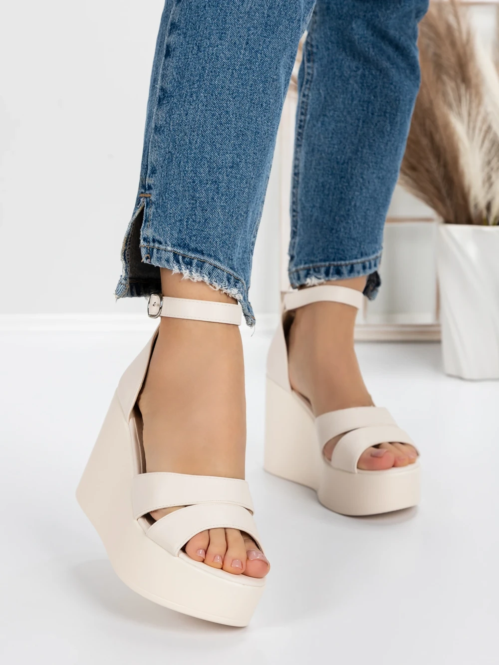 Sandale Dama cu Platforma 5SY9 Bej | Mei 1 Sandale Dama cu Platforma 5SY9 Bej | Mei