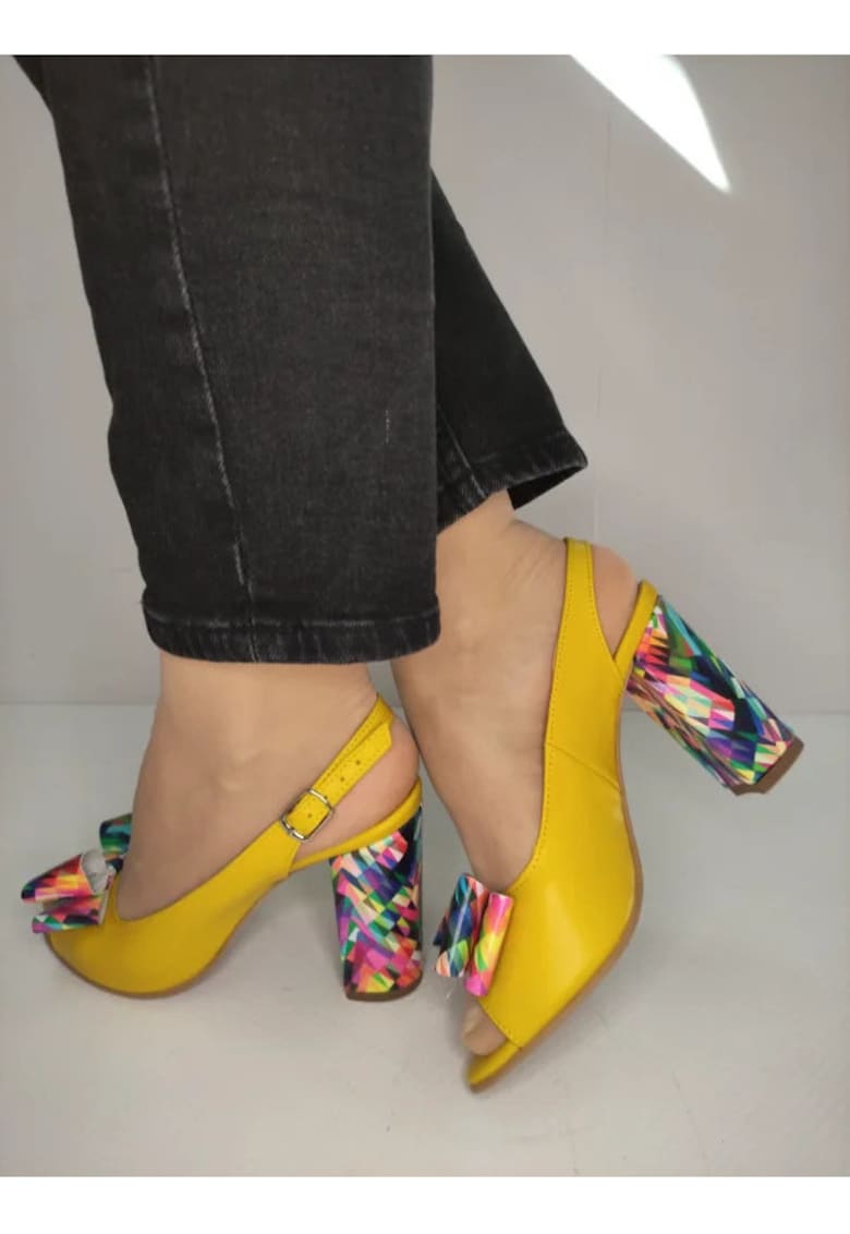 Sandale Elegante Dama 06 Galbene Cu Toc Color - Galben 1 Sandale Elegante Dama  06 Galbene Cu Toc Color - Galben