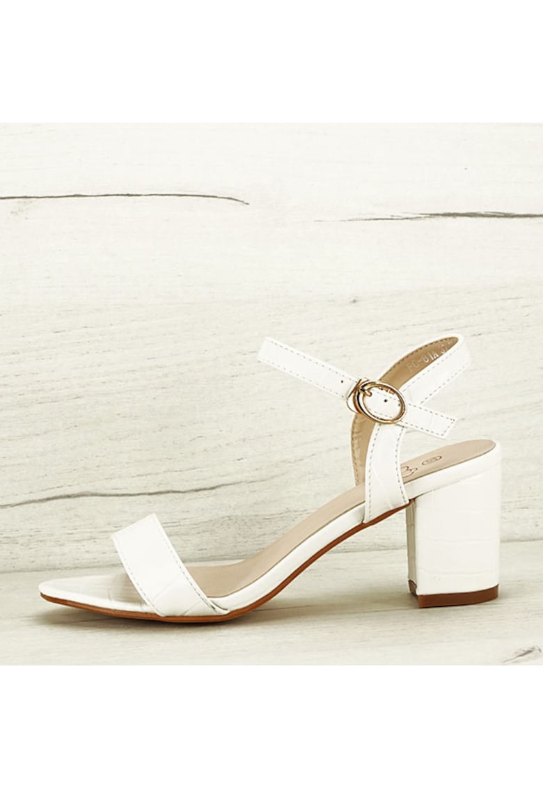 Sandale albe cu imprimeu Violeta 130 10820 1 Sandale albe cu imprimeu Violeta 130 10820