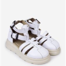 Sandale albe din piele texturata cu multe barete