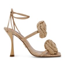 Sandale cu aplicatii florale si toc