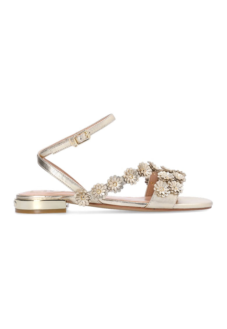 Sandale cu aplicatii florale 1 Sandale cu aplicatii florale
