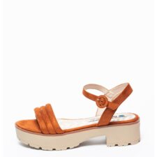 Sandale cu aspect masiv si catifelat