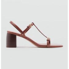 Sandale cu barete cu catarama si toc