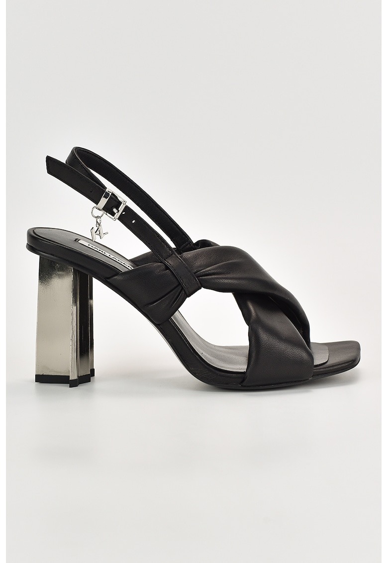 Sandale cu bretele incrucisate 1 Sandale cu bretele incrucisate