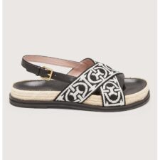 Sandale cu model brodat -