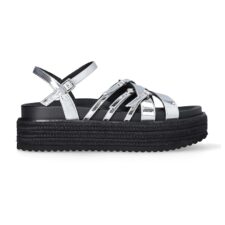 Sandale cu platforma si barete incrucisate