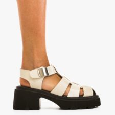 Sandale cu toc Carisi Bej