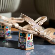 Sandale cu toc Chandra Aurii