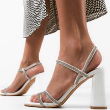 Sandale cu toc Estrada Albe
