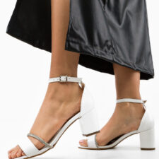 Sandale cu toc Kasty Albe