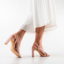 Sandale cu toc Mae Nude