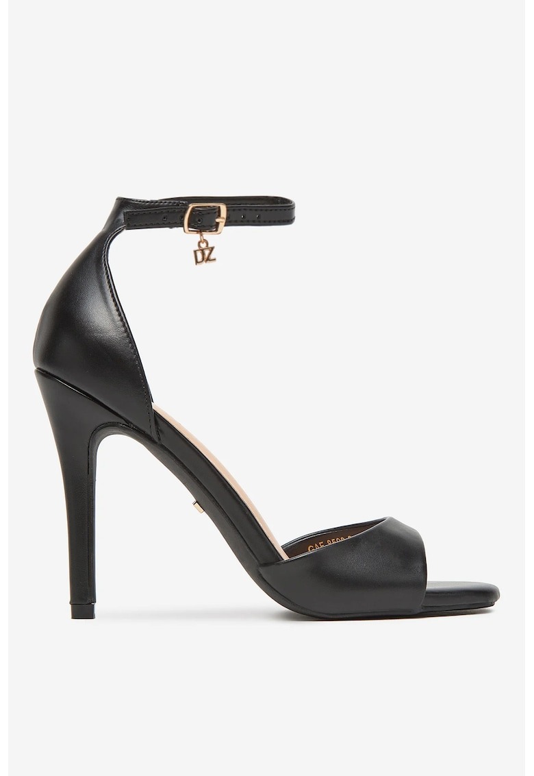 Sandale cu toc elegante 1 Sandale cu toc elegante