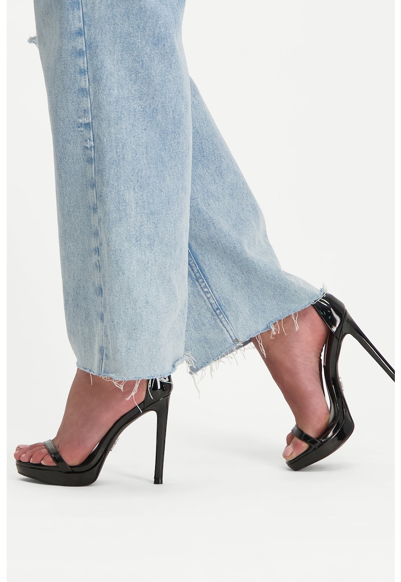 Sandale cu toc stiletto si aspect lacuit 1 Sandale cu toc stiletto si aspect lacuit