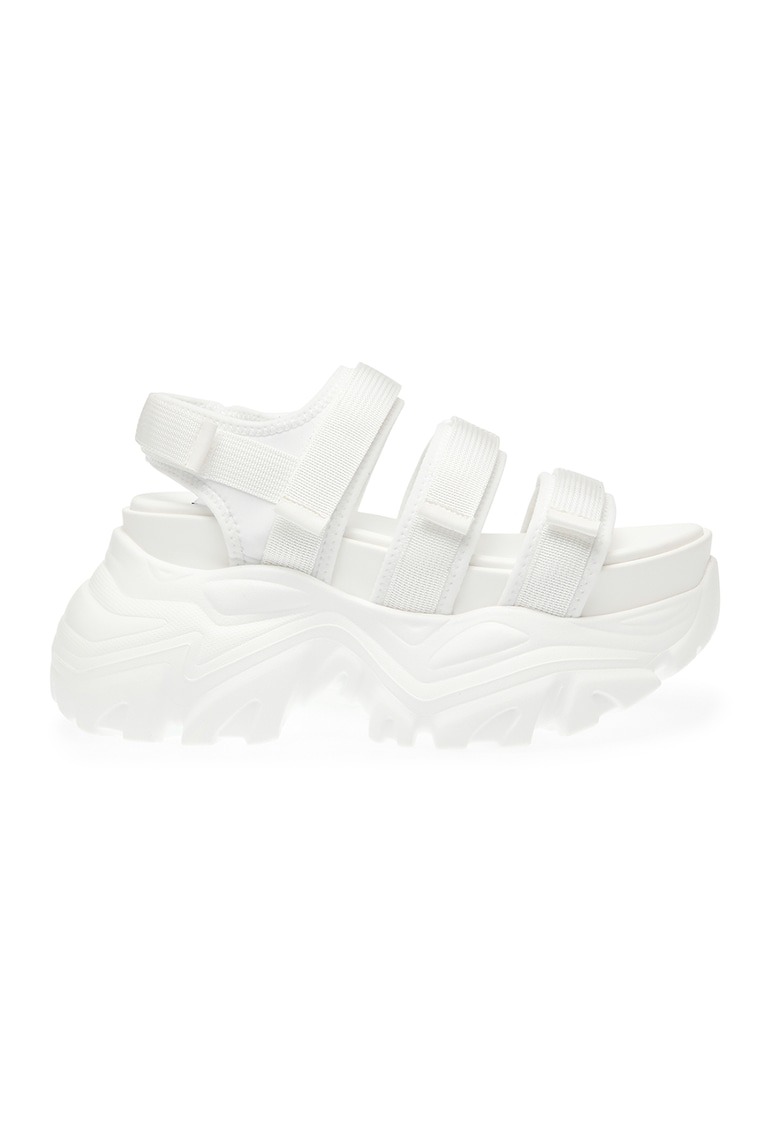 Sandale cu velcro si aspect masiv Voltzer 1 Sandale cu velcro si aspect masiv Voltzer