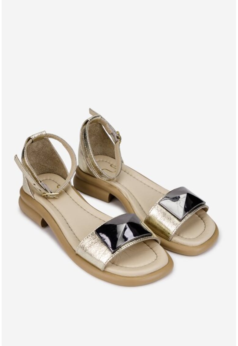 Sandale dama din piele aurie cu ornament 1 Sandale dama  din piele aurie cu ornament