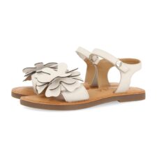 Sandale de piele cu aplicatie florala Cres