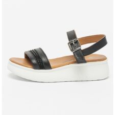 Sandale de piele cu aplicatii de strasuri Wendy