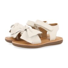 Sandale de piele cu funda Itala