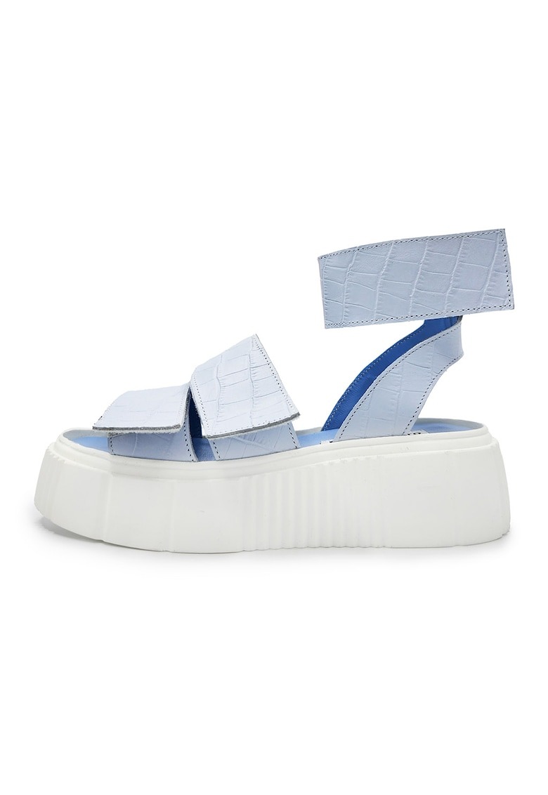 Sandale de piele cu platforma si aspect de piele de crocodil 1 Sandale de piele cu platforma si aspect de piele de crocodil