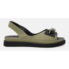 Sandale de piele cu platforma si element decorativ