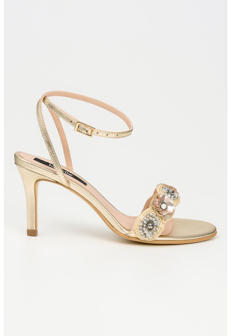 Sandale de piele cu toc inalt si aplicatii 1 Sandale de piele cu toc inalt si aplicatii