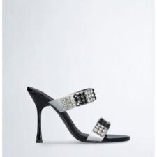 Sandale de piele ecologica cu aplicatii de strasuri