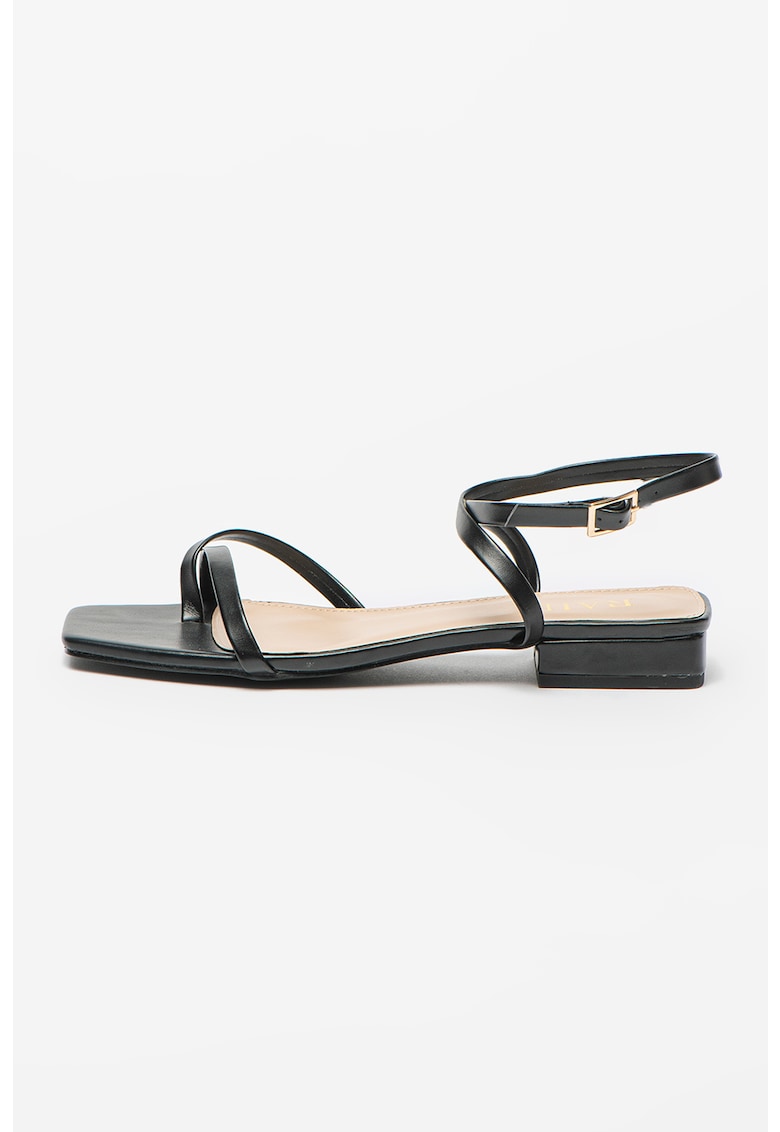 Sandale de piele ecologica cu toc masiv Amani 1 Sandale de piele ecologica cu toc masiv Amani