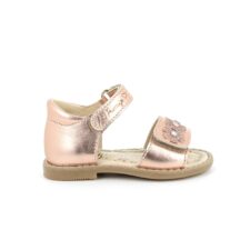 Sandale de piele peliculizata cu aplicatii floare