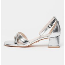 Sandale din piele ecologica cu barete incrucisate Carrie