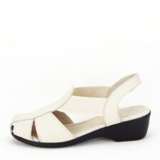 Sandale din piele naturala bej Codruta M5 12686
