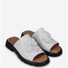 Sandale tip papuc dama din piele naturala alba cu floare